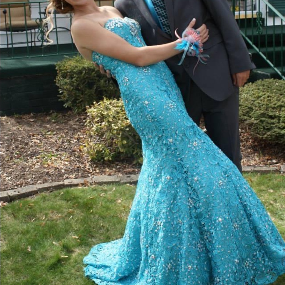 Prom dress